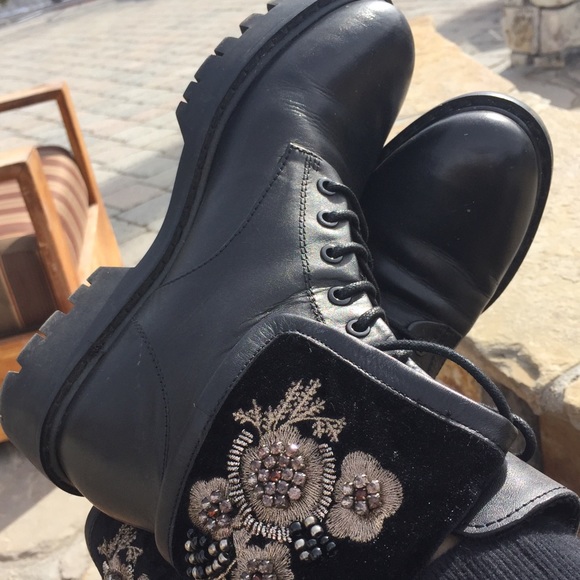 Genuine Leather black lace -up - Picture 5 of 5